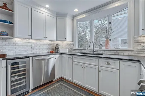 $1,650,000 | 41 Oakwood Avenue, Montclair, NJ 07043