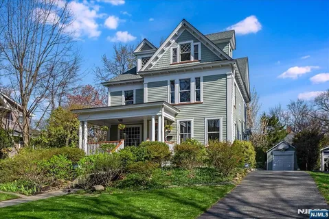 $1,650,000 | 41 Oakwood Avenue, Montclair, NJ 07043