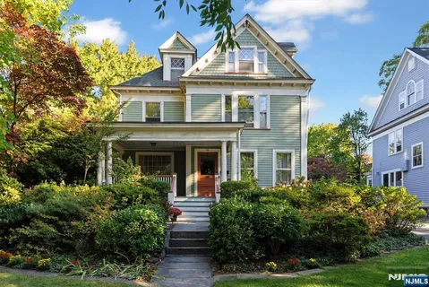 $1,650,000 | 41 Oakwood Avenue, Montclair, NJ 07043
