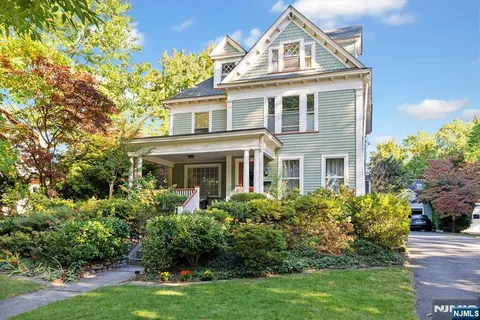 $1,650,000 | 41 Oakwood Avenue, Montclair, NJ 07043