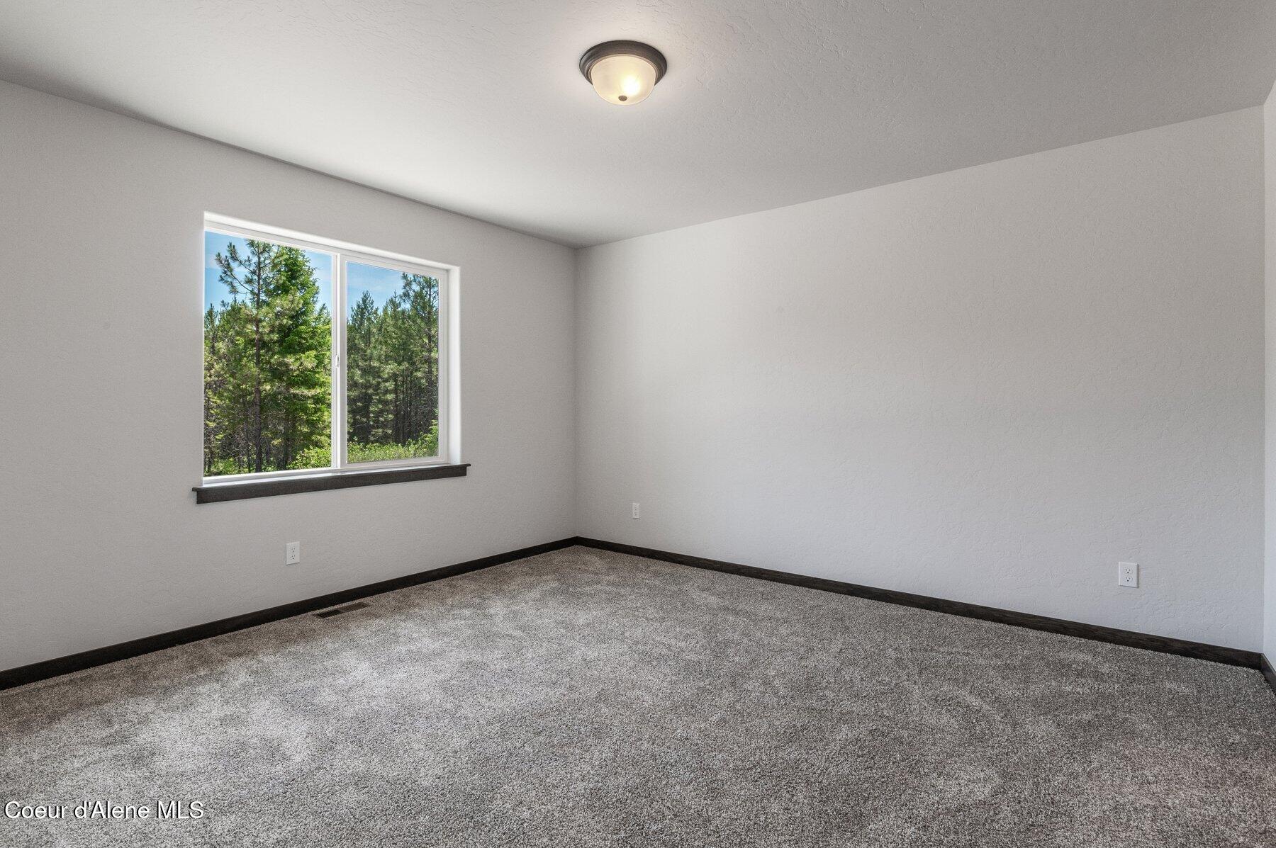 280 Durango Lane Priest River, ID 83856 - Photo 14 of 29 --14.jpg-SMALL