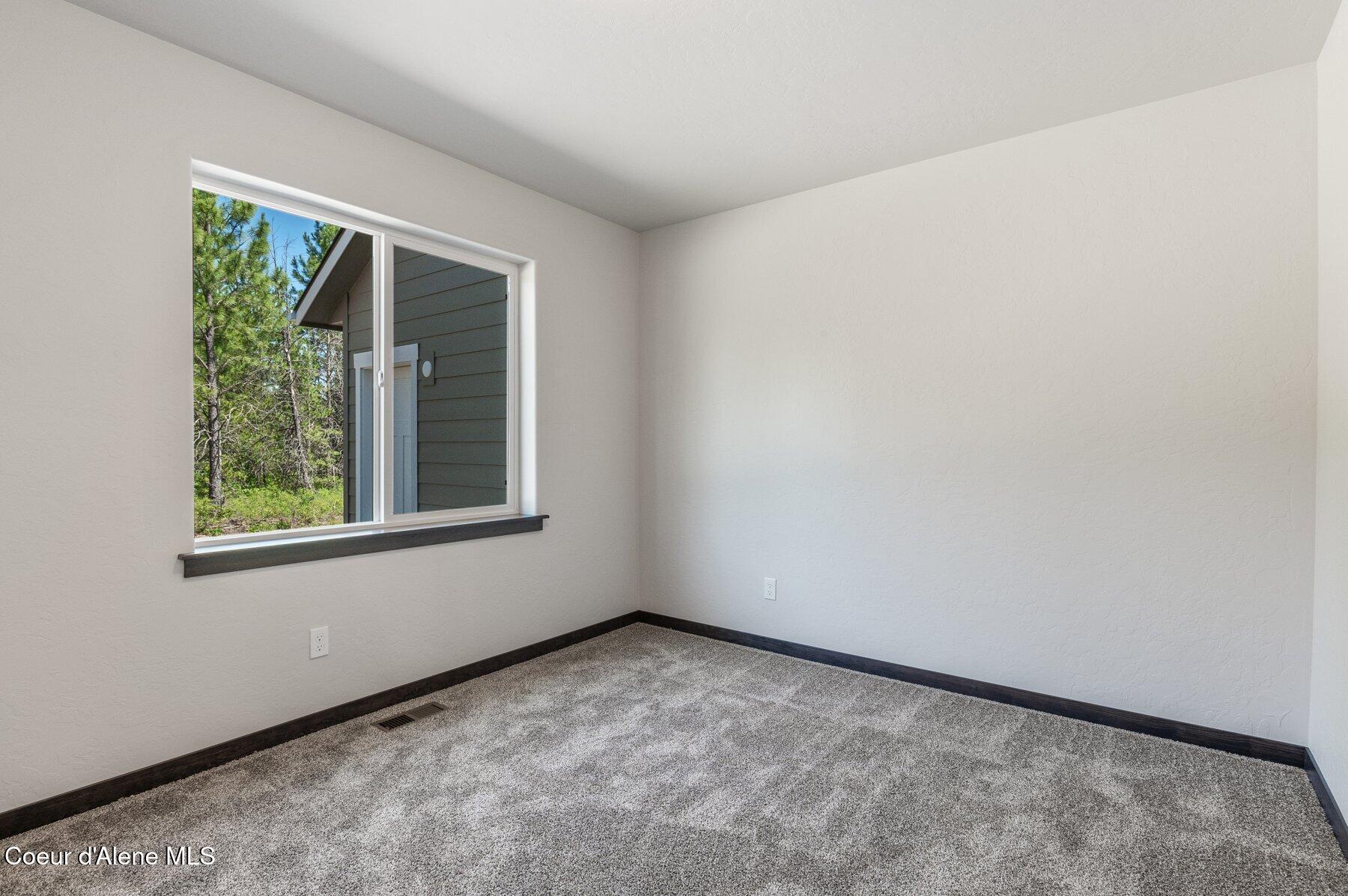 280 Durango Lane Priest River, ID 83856 - Photo 19 of 29 --19.jpg-SMALL