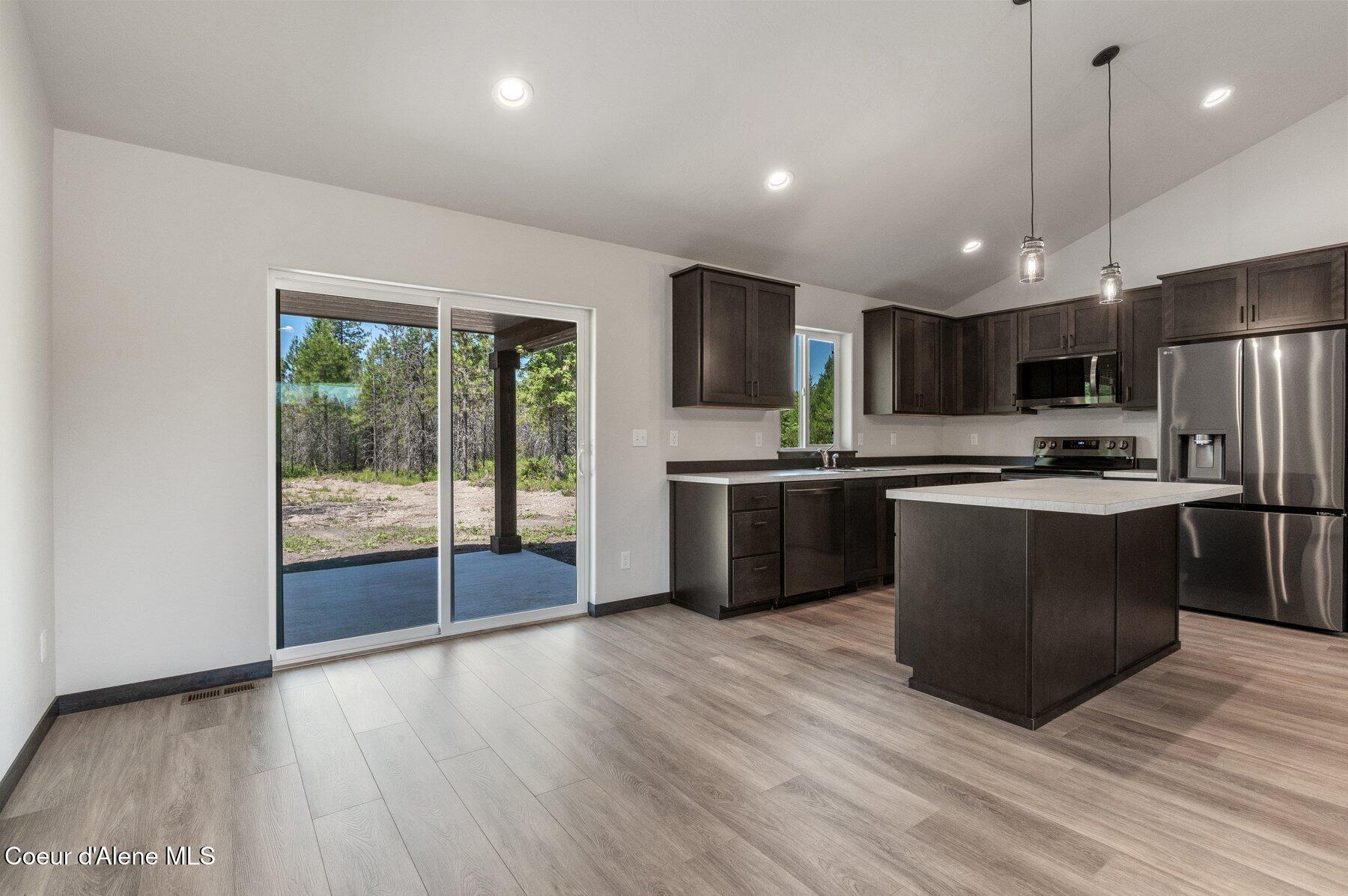 280 Durango Lane Priest River, ID 83856 - Photo 9 of 29 --9.jpg-SMALL