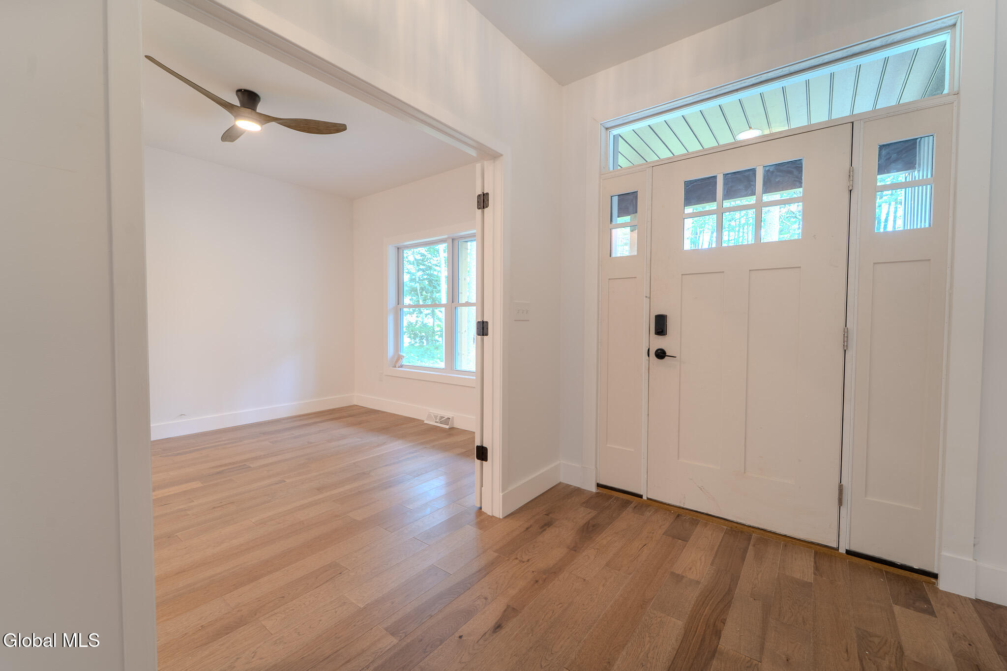 233 Pinewood Avenue Schenectady, NY 12303 - Photo 11 of 50 MIG00814-HDR