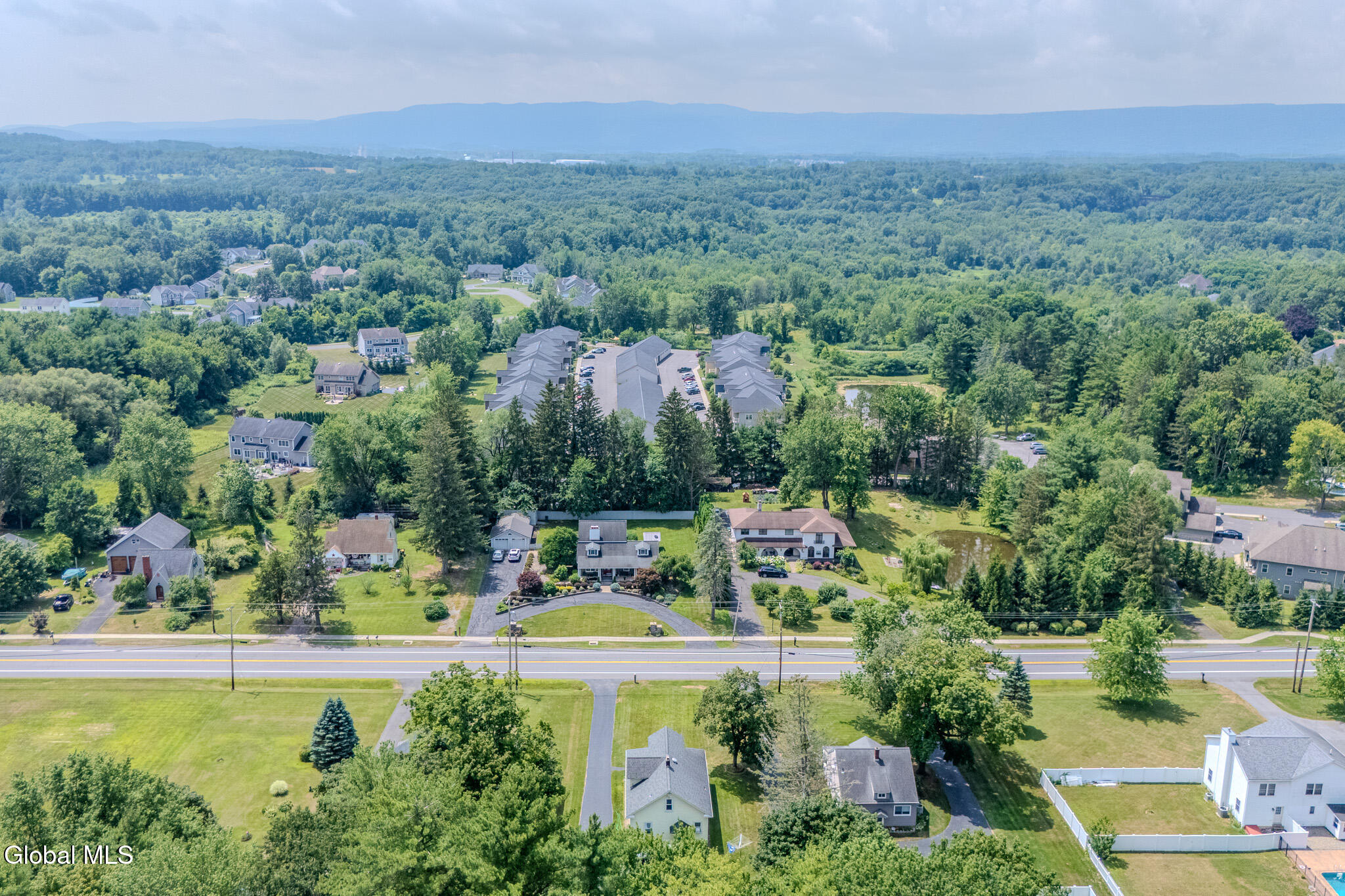 233 Pinewood Avenue Schenectady, NY 12303 - Photo 46 of 50 DJI_20250711122425_0039_D-HDR