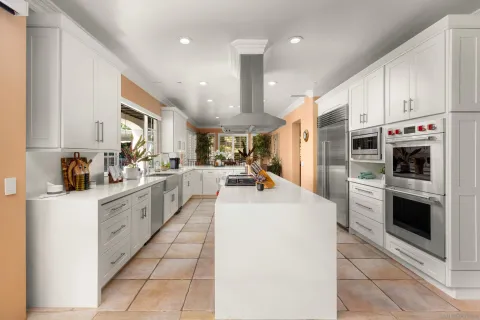 $1,749,000 | 29166 Meadow Glen Way West, Escondido, CA 92026