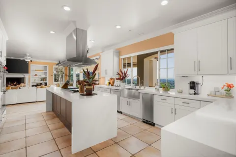 $1,749,000 | 29166 Meadow Glen Way West, Escondido, CA 92026