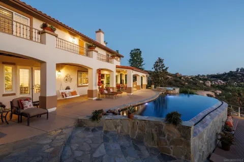 $1,749,000 | 29166 Meadow Glen Way West, Escondido, CA 92026