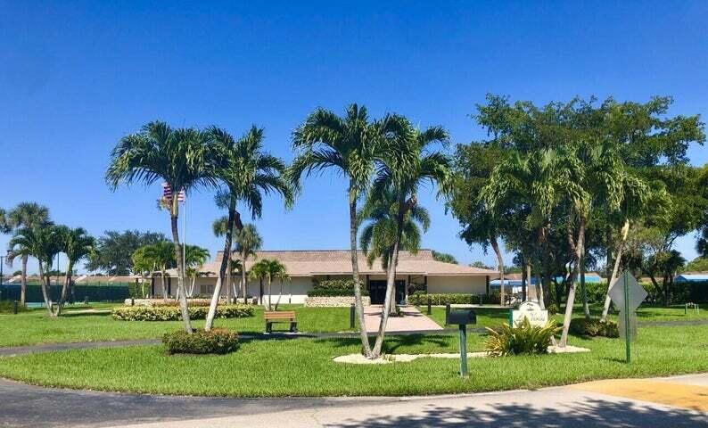 15852 Laurel Oak Circle Delray Beach, FL 33484 - Photo 37 of 42 CLUBHOUSE