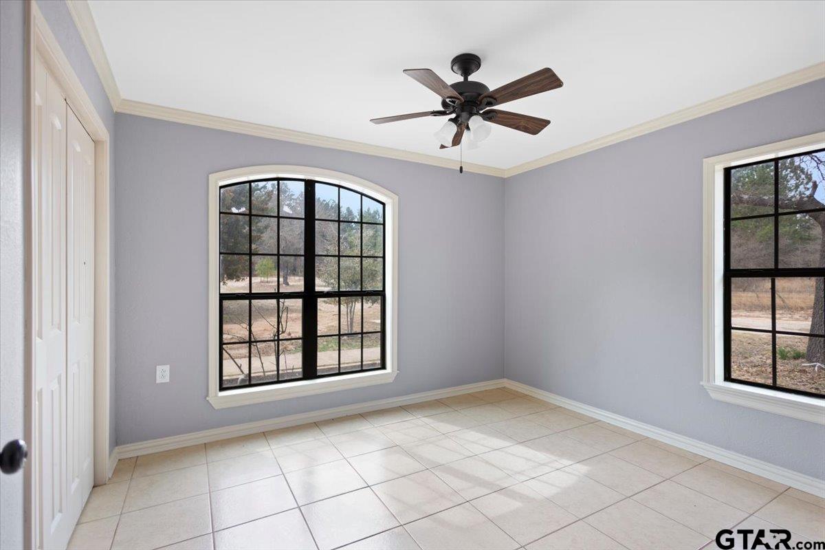 14733 County Road 384 Tyler, TX 75708 - Photo 17 of 38 a view of an empty room with a window