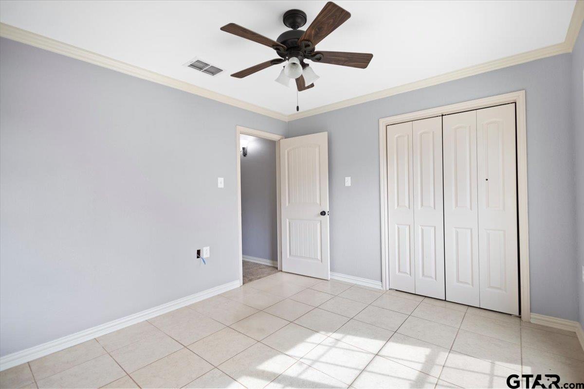 14733 County Road 384 Tyler, TX 75708 - Photo 19 of 38 a view of an empty room