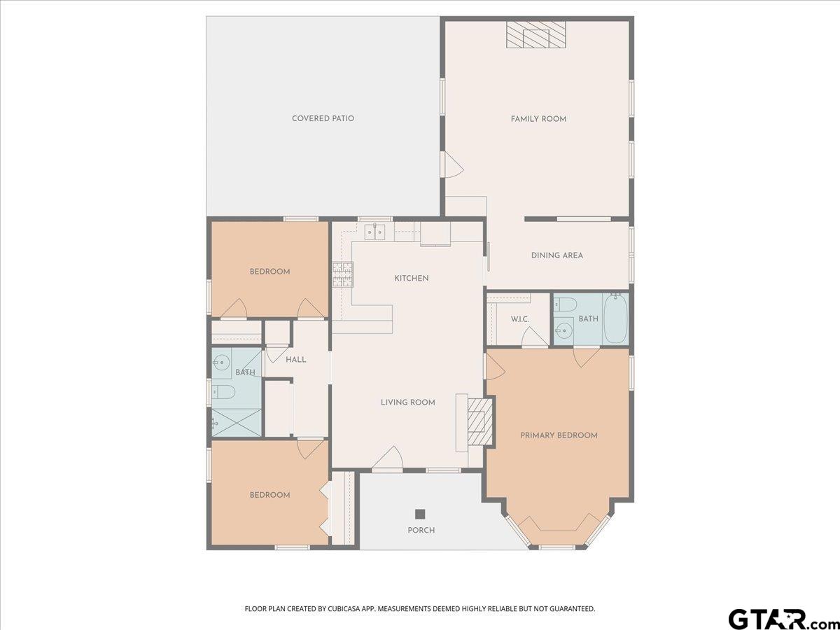 14733 County Road 384 Tyler, TX 75708 - Photo 26 of 38 a bathroom with a bathtub and mirror
