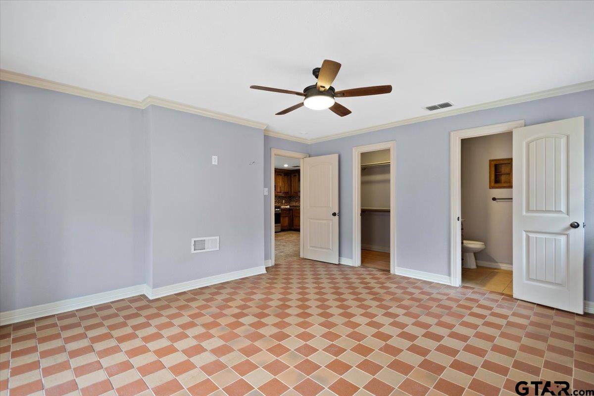 14733 County Road 384 Tyler, TX 75708 - Photo 5 of 38 a view of empty room