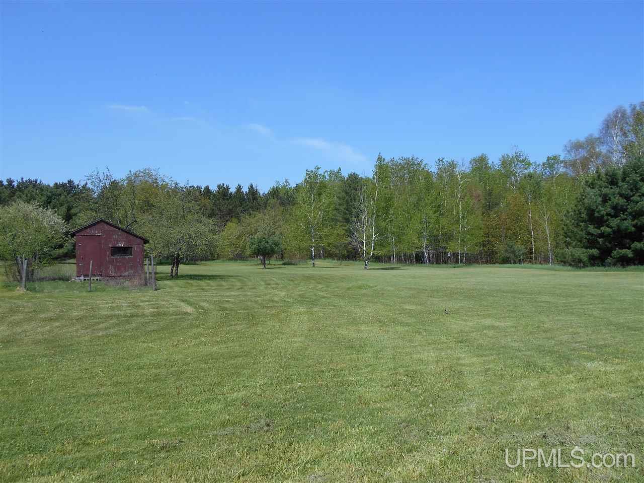 4805 Hendrickson Road Manistique, MI 49854 - Photo 8 of 18 Gallery Image 8
