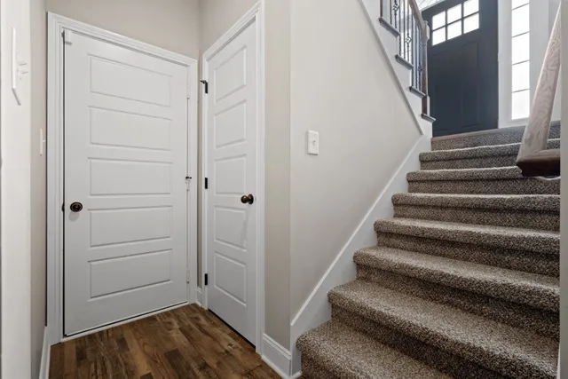 $2,100 | 1049 Whitney Drive, Clarksville, TN 37042