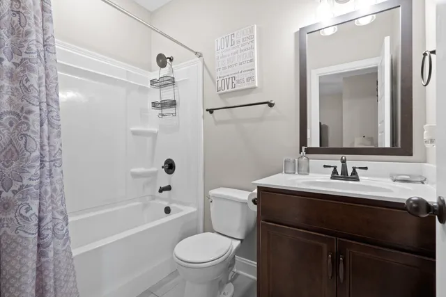 $2,100 | 1049 Whitney Drive, Clarksville, TN 37042