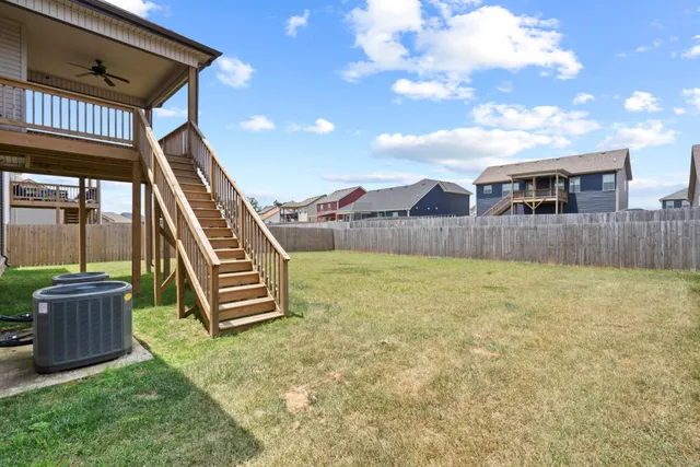 $2,100 | 1049 Whitney Drive, Clarksville, TN 37042