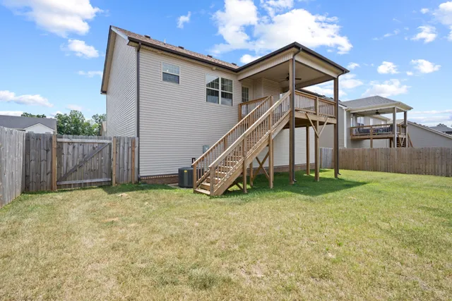 $2,100 | 1049 Whitney Drive, Clarksville, TN 37042