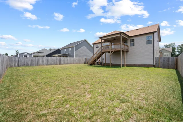 $2,100 | 1049 Whitney Drive, Clarksville, TN 37042