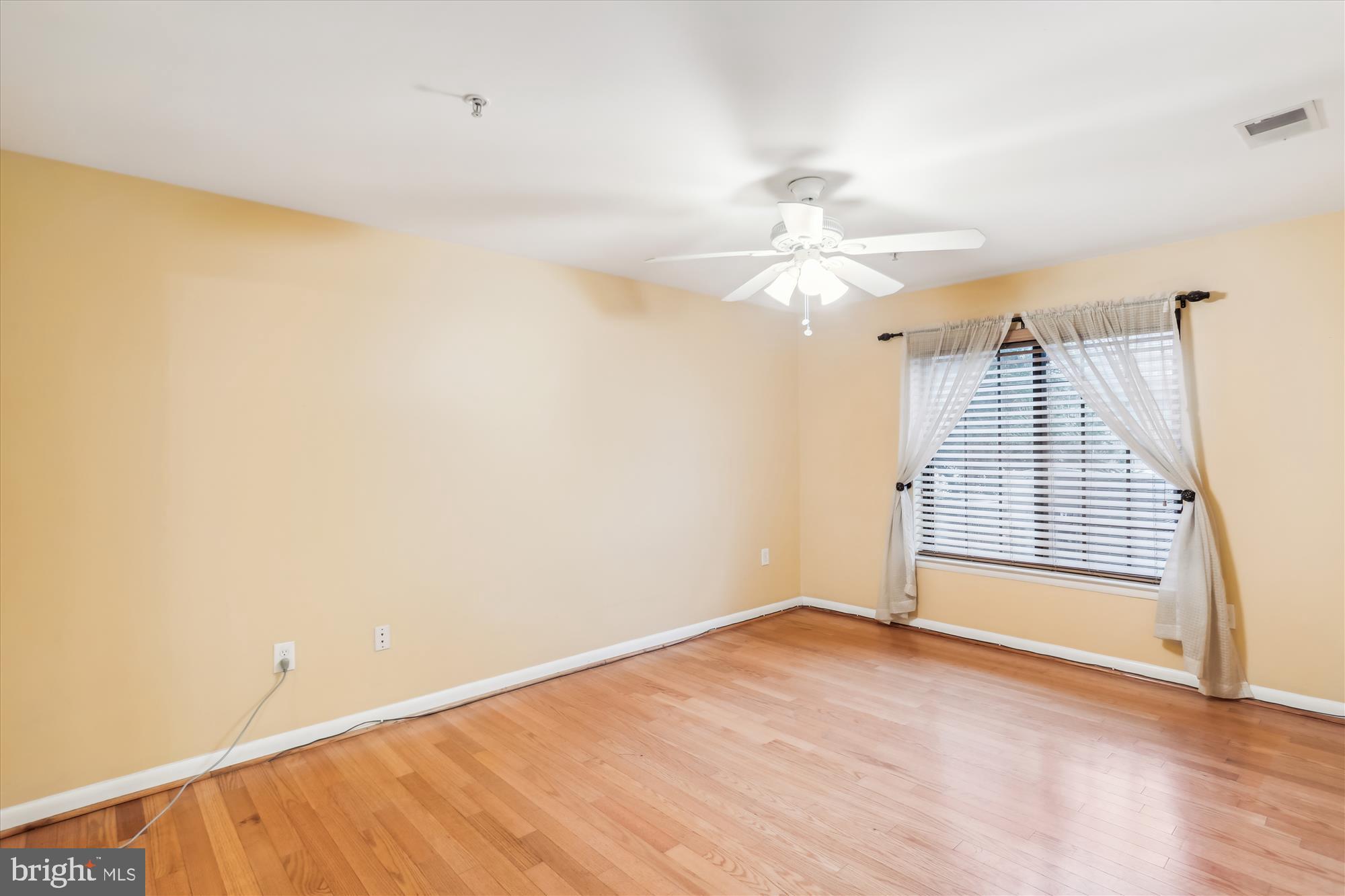3437 Hewitt Avenue Silver Spring, MD 20906 - Photo 24 of 55 Primary Bedroom