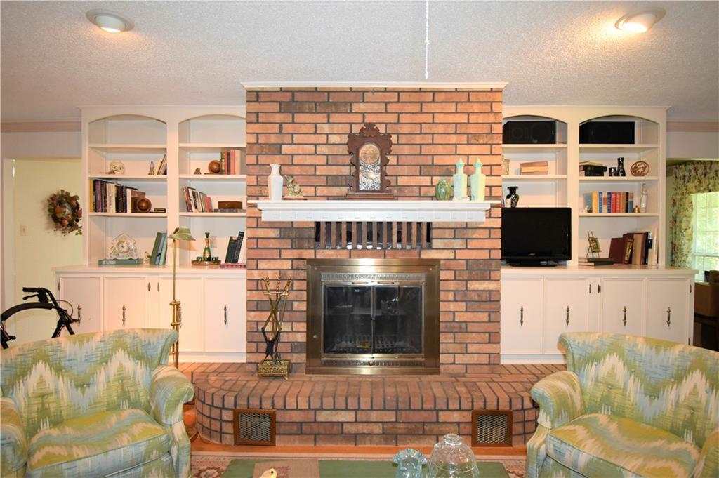 184 Holt Road Pollock, LA 71467 - Photo 6 of 48 Gallery Image 6