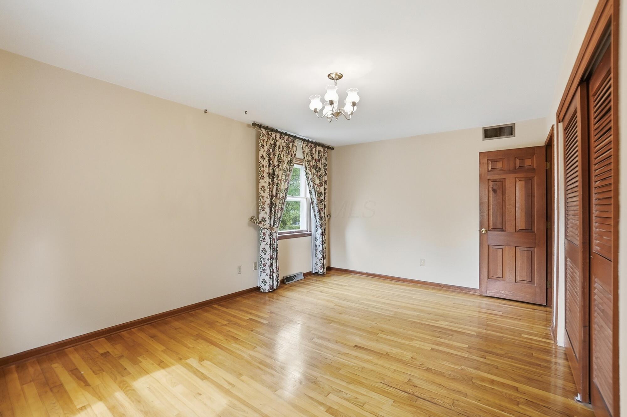 6011 Sedgwick Road Columbus, OH 43235 - Photo 25 of 52 Master Bedroom 4
