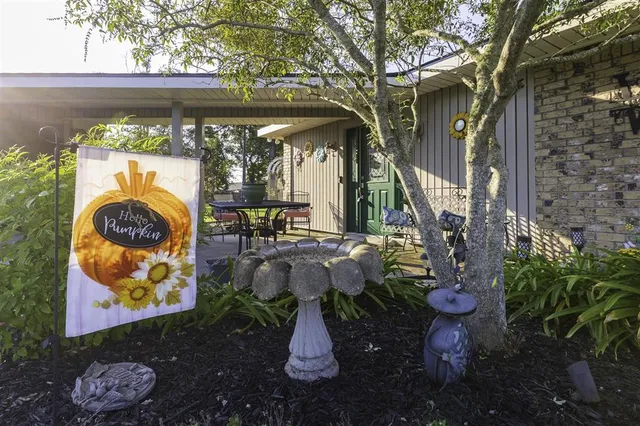 $269,000 | 2579 Rhett Drive, Lake Charles, LA 70611