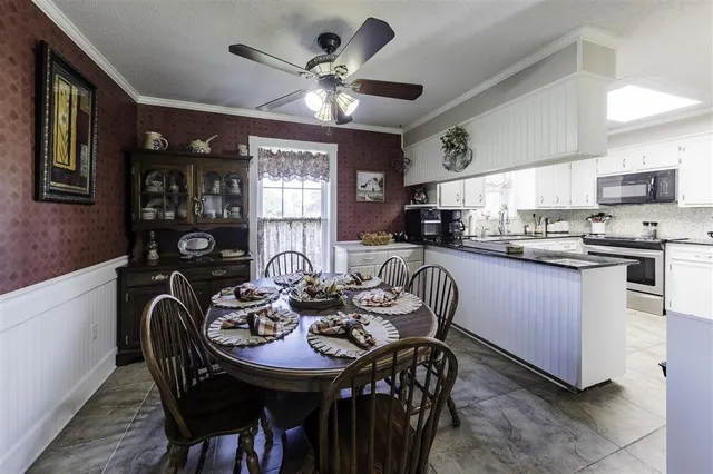 $269,000 | 2579 Rhett Drive, Lake Charles, LA 70611