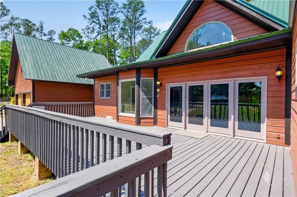 1206 Jasmine Road Dublin, GA 31021 - Photo 28 of 33 a view of a house with a deck