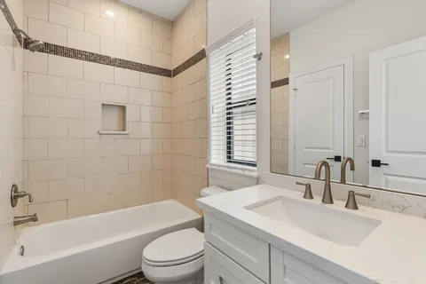 $429,900 | 6130 Hamman Street, Houston, TX 77007