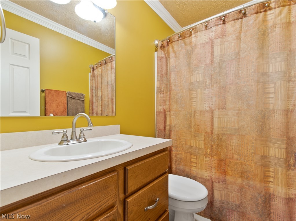 4289 Mayfair Road Uniontown, OH 44685 - Photo 11 of 17