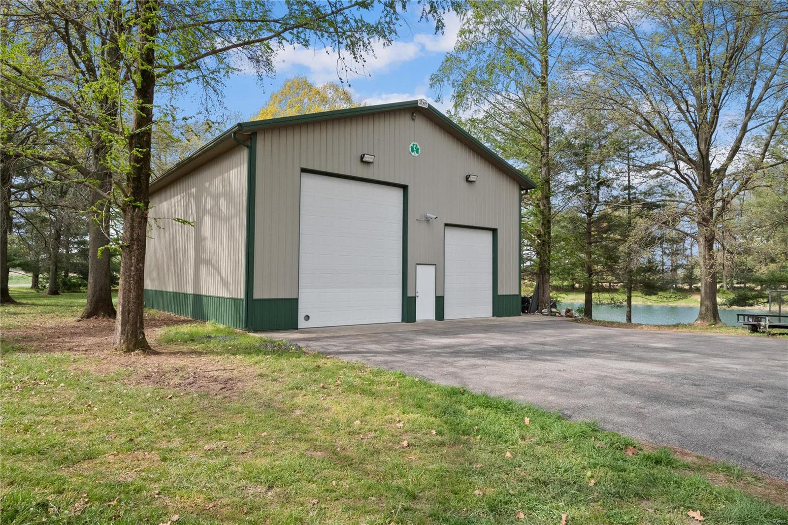 1406 Pausch Road O'Fallon, IL 62269 - Photo 2 of 39