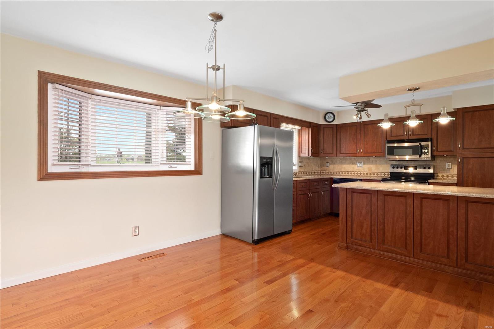 1406 Pausch Road O'Fallon, IL 62269 - Photo 8 of 39