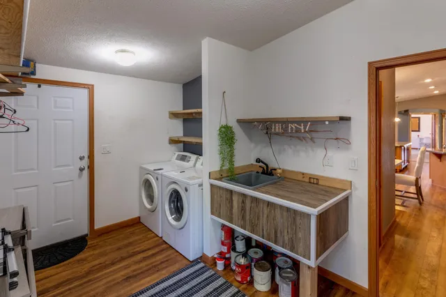 $459,900 | 37715 Cass Line Road, Laporte, MN 56461