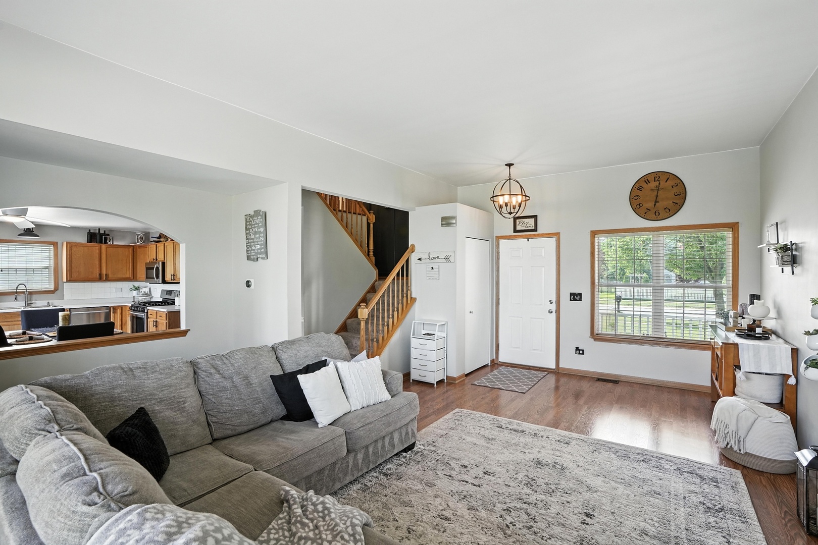 2064 Sutcliffe Drive Romeoville, IL 60446 - Photo 4 of 22 Gallery Image 4