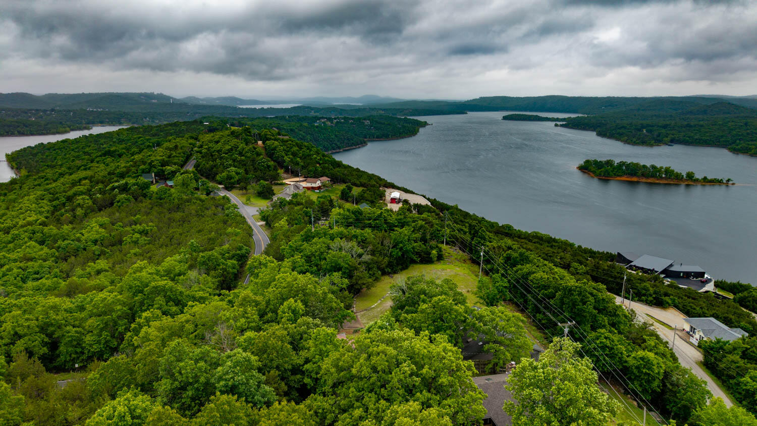 15 Aspen Road Galena, MO 65656 - Photo 44 of 46 Fixer upper on 2.79 acres with a lake vi