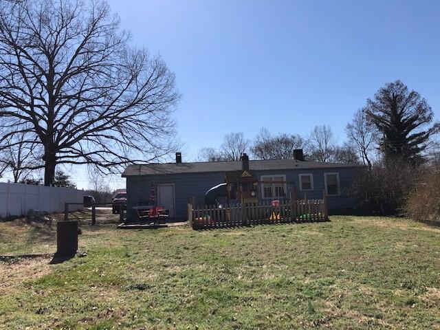 526 Abington Road Lenoir, NC 28645 - Photo 3 of 34 Gallery Image 3