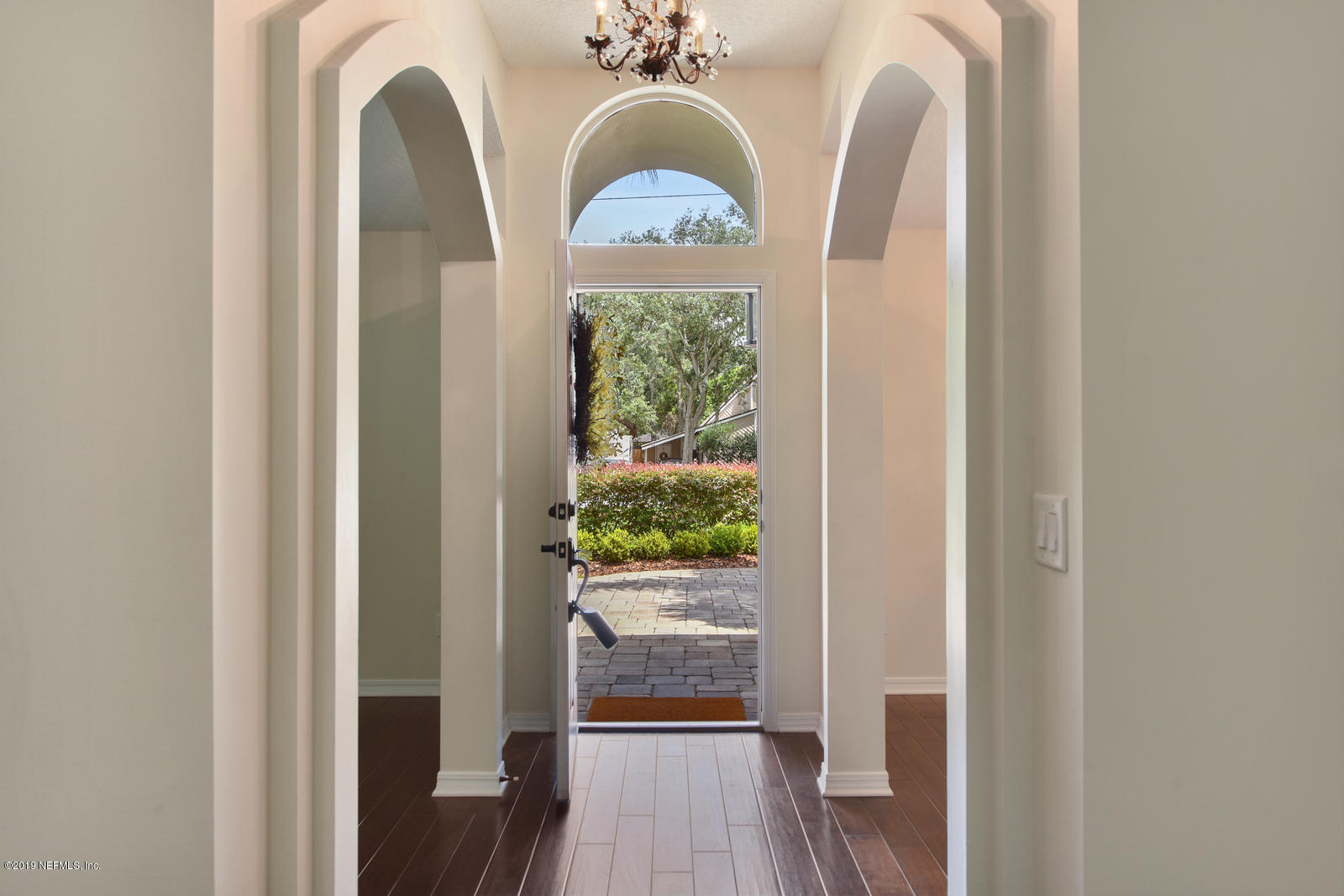 1136 Kings Road Neptune Beach, FL 32266 - Photo 3 of 31 foyer