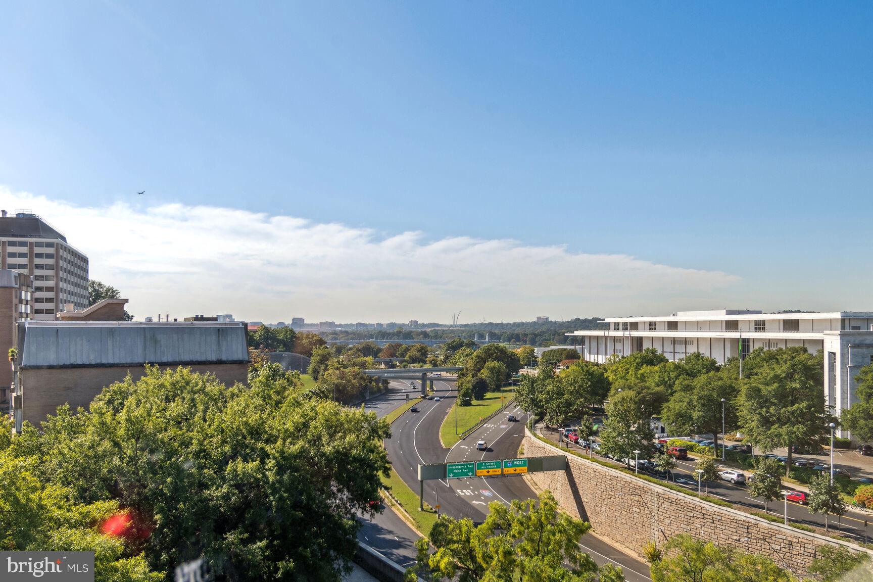 2475 Virginia Avenue Northwest, Unit 621 Washington, DC 20037 - Photo 35 of 49 a view of a city