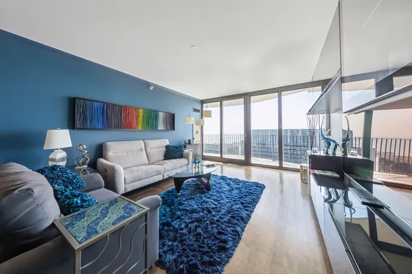 $3,200 | 225 North Columbus Drive, Unit 7607, Chicago, IL 60601