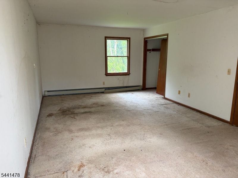 124 Perryville Road Pittstown, NJ 08867 - Photo 38 of 41