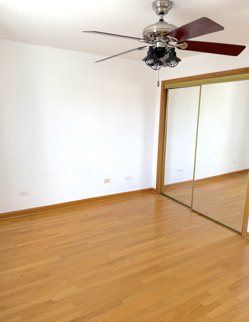 9407 South Roberts Road, Unit 3SE Hickory Hills, IL 60457 - Photo 12 of 16