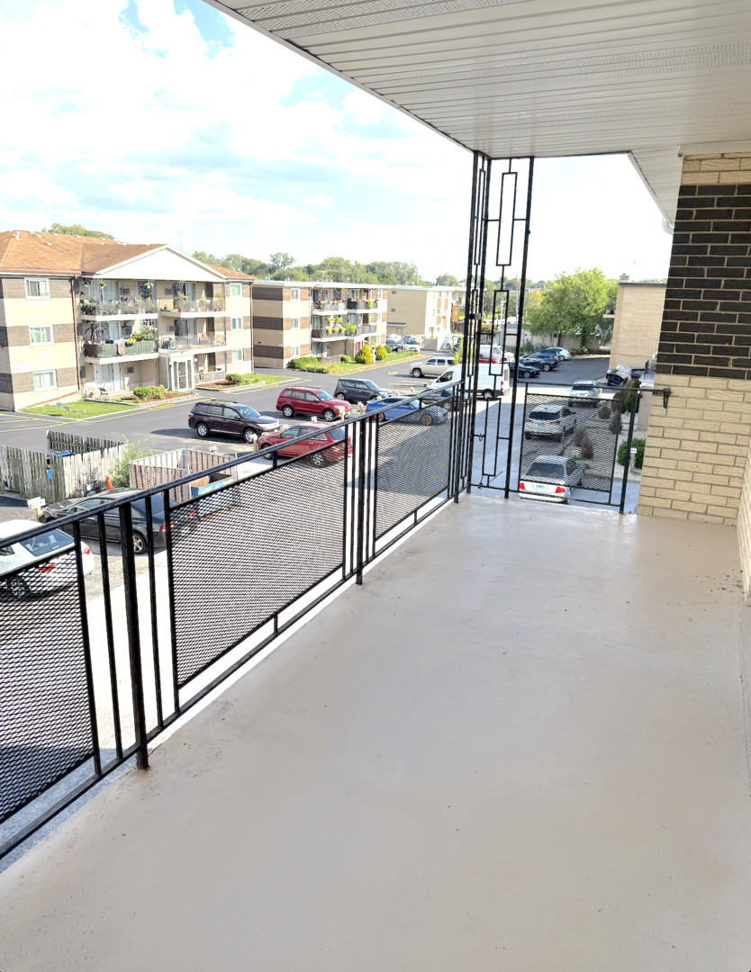 9407 South Roberts Road, Unit 3SE Hickory Hills, IL 60457 - Photo 16 of 16