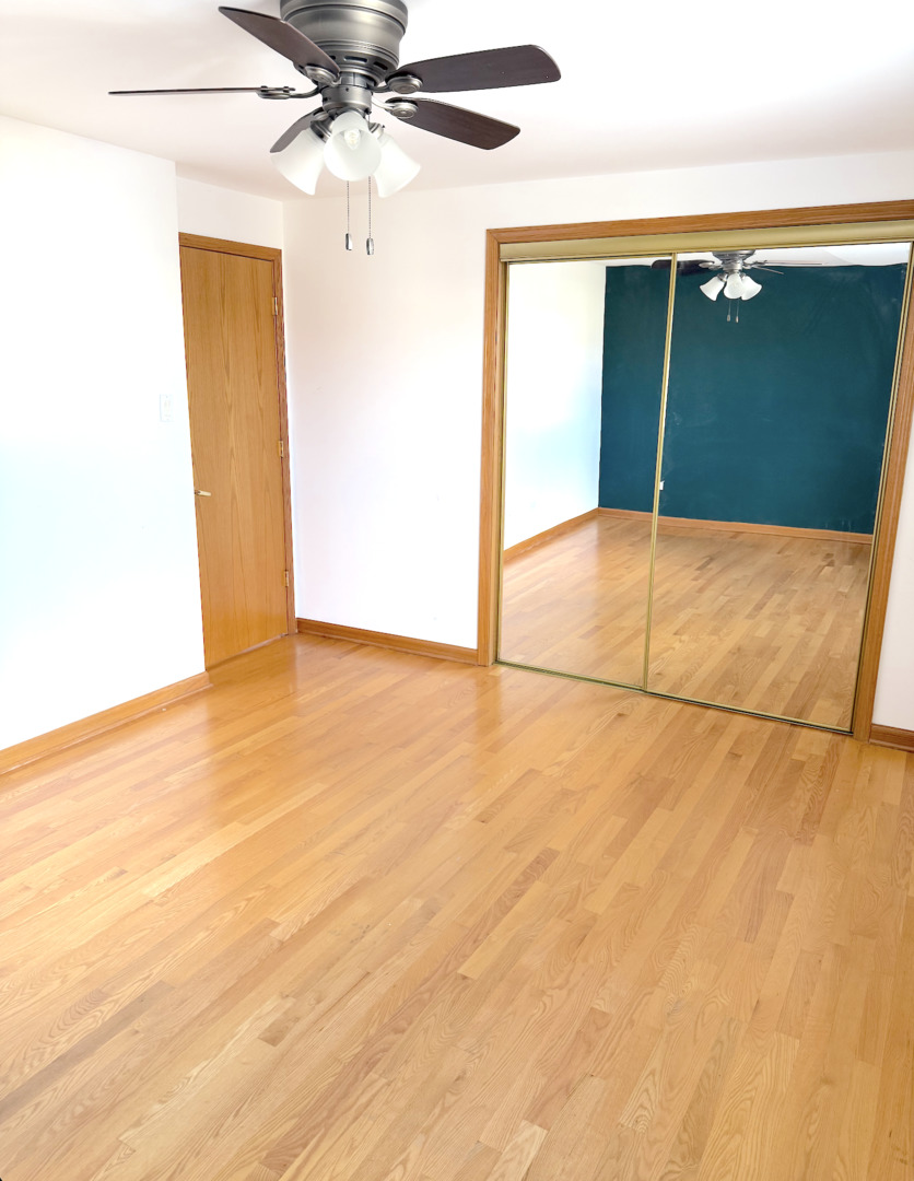 9407 South Roberts Road, Unit 3SE Hickory Hills, IL 60457 - Photo 10 of 16