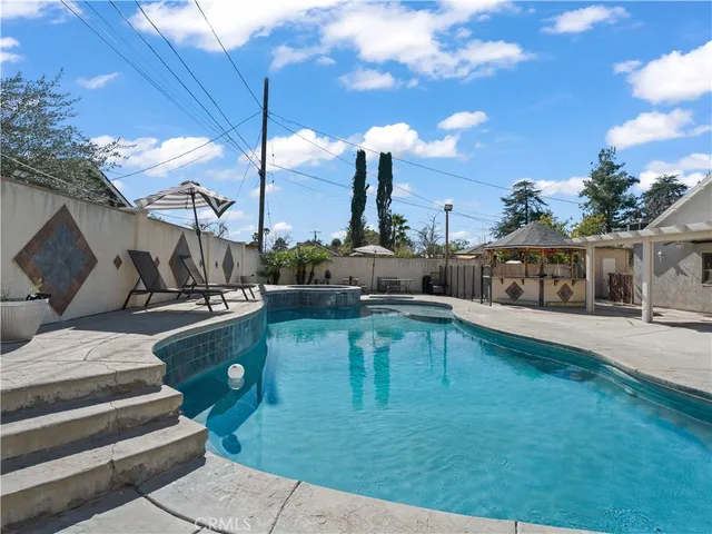 $575,000 | 3525 North D Street, San Bernardino, CA 92405