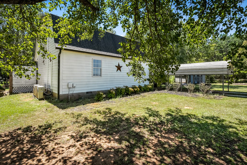 74 Double H Farm Road Donalds, SC 29638 - Photo 2 of 29