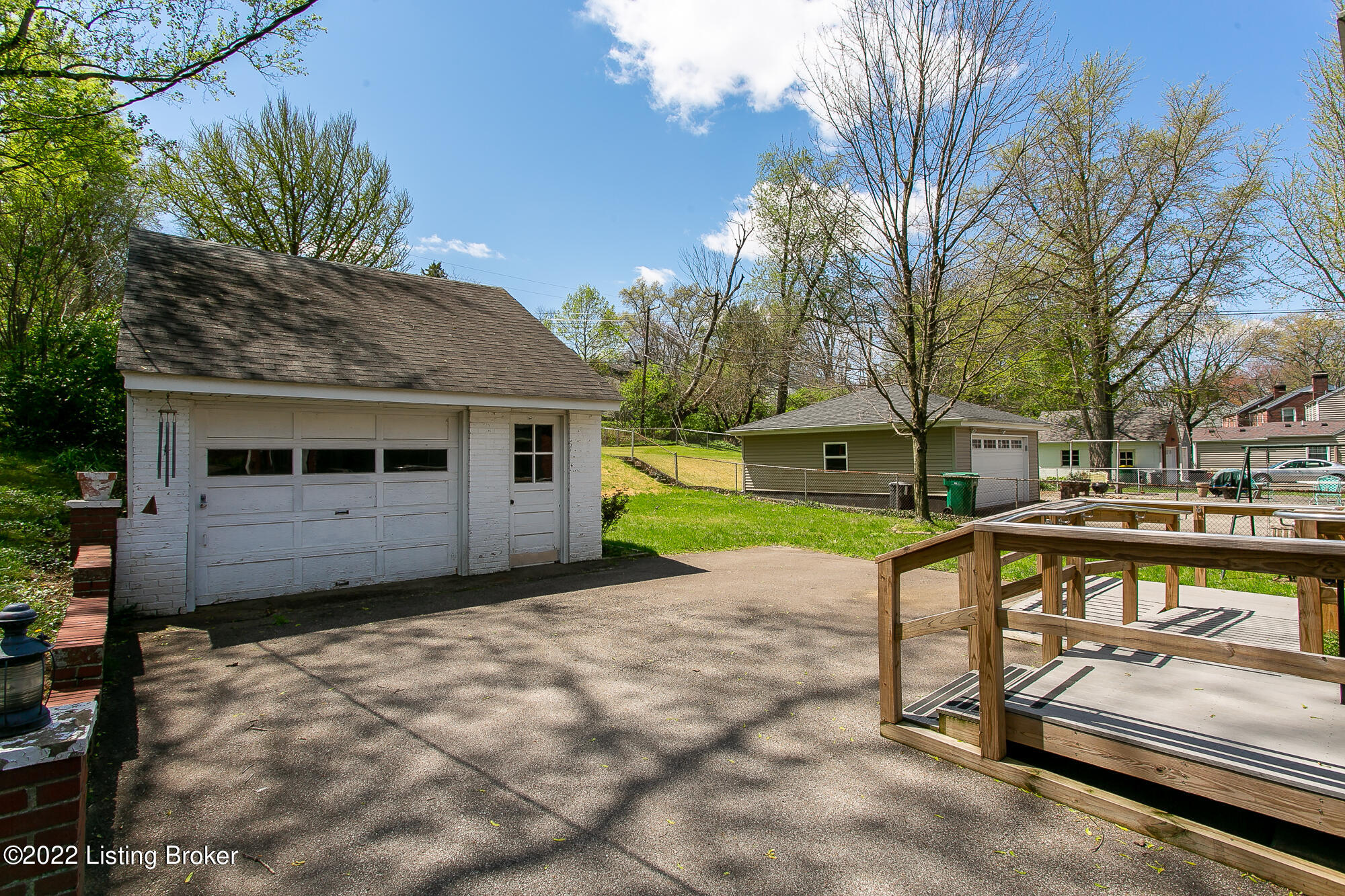 3250 Cross Bill Road Louisville, KY 40213 - Photo 47 of 54 3250 Crossbill-47
