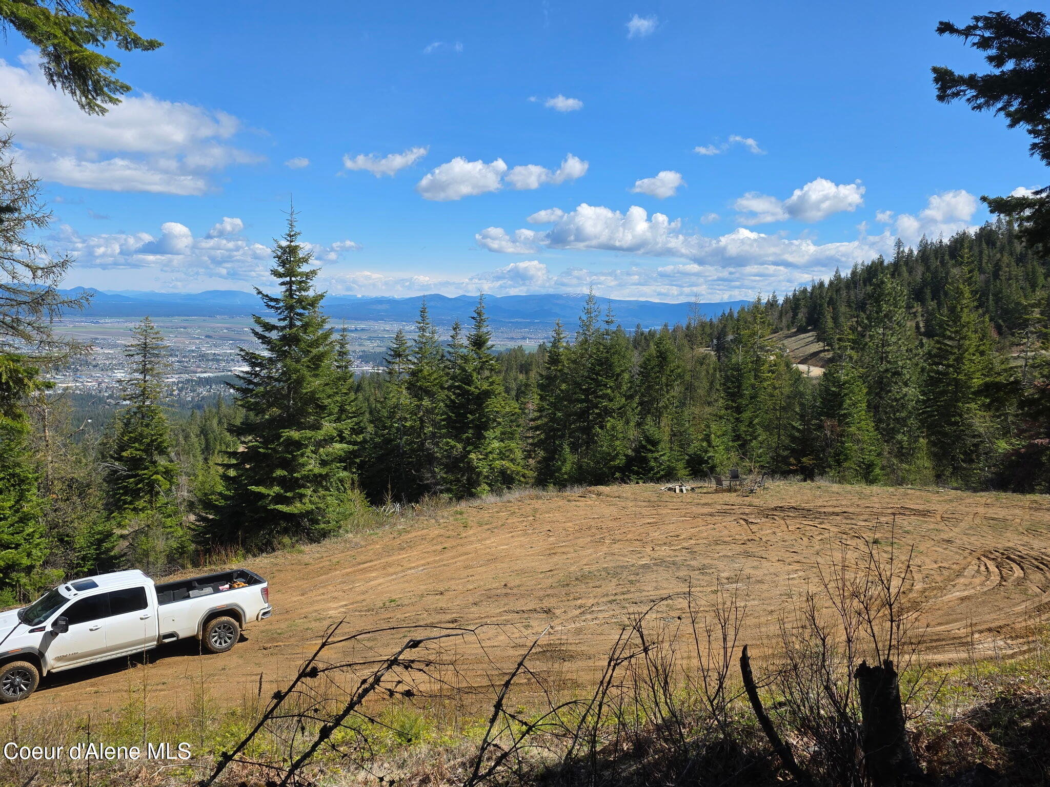 Nka Nka Blessing Hill Road Post Falls, ID 83854 - Photo 9 of 19 9