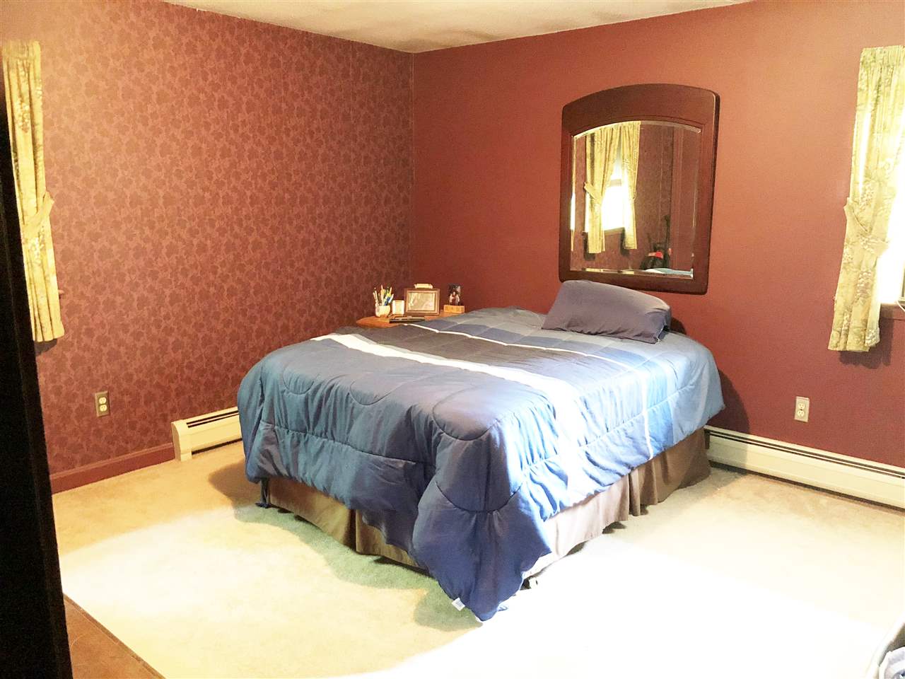 24 Old Manchester Road Derry, NH 03038 - Photo 11 of 16 Gallery Image 11