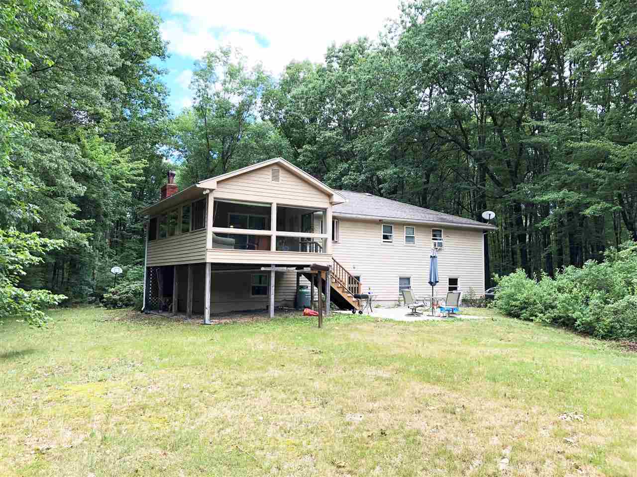 24 Old Manchester Road Derry, NH 03038 - Photo 5 of 16 Gallery Image 5